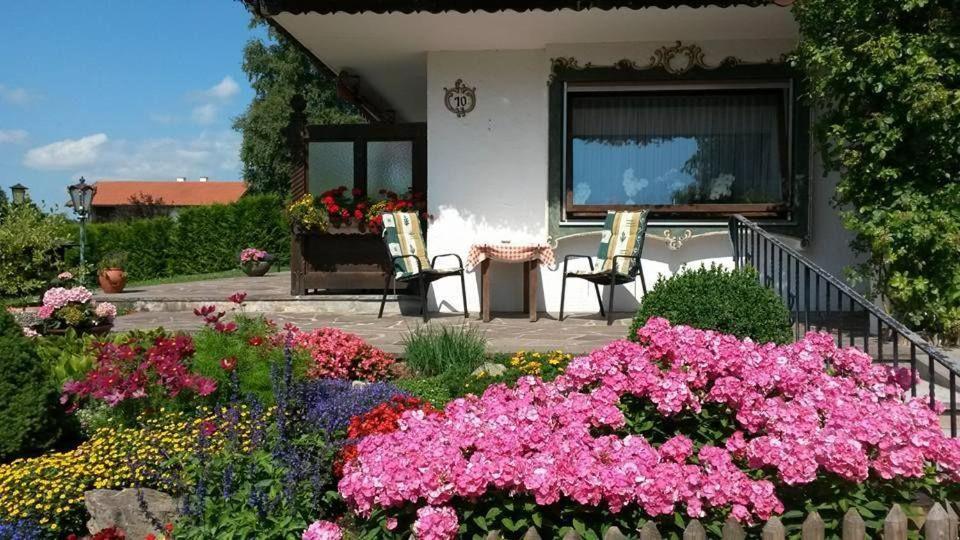 Ferienwohnung-Susanne-Im-Gaestehaus-Bergfrieden Bayersoien Esterno foto