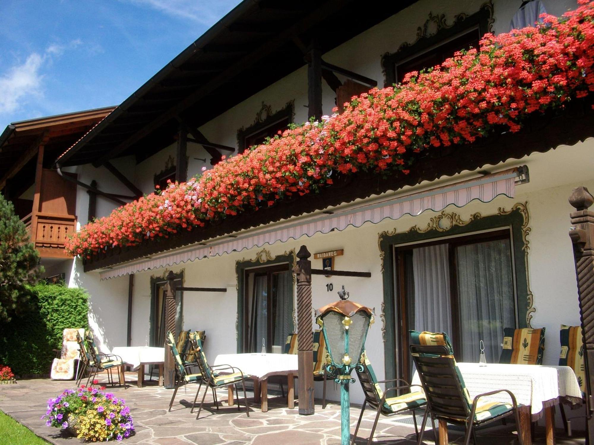 Ferienwohnung-Susanne-Im-Gaestehaus-Bergfrieden Bayersoien Esterno foto